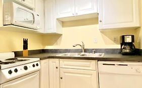 Siesta Beach Cottage, Sleeps 6, Walk To Beach, Stores, & Restaurants
